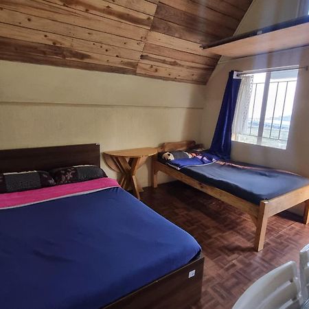 I Basa Homestay Sohrarim Eksteriør bilde